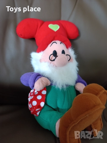 Плюшена играчка Disney Snow White Коледен гном Коледно джудже, снимка 2 - Плюшени играчки - 52438503