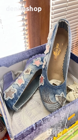 Нови дънкови обувки на ток, номер 39