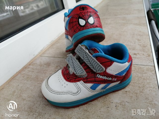 Оригинакни детски маратонки reebok spiderman, снимка 1 - Бебешки обувки - 32606642