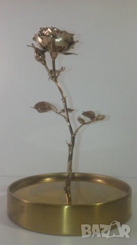 Метална златиста роза в стъклен купол, снимка 4 - Декорация за дома - 53371919