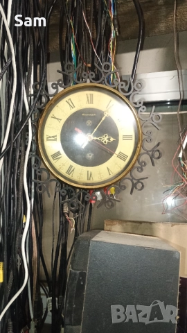 Часовници , снимка 6 - Стенни часовници - 52079105