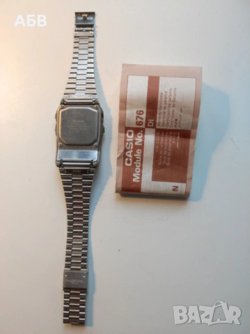 Продават се ретро ръчни електронни часовници с калкулатор CASIO, снимка 3 - Други - 53266086