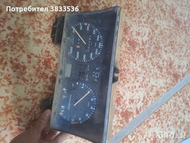 2буксов скоростомер със обортомер/ километражен уред за VW Golf / Jetta mk2 Бензин