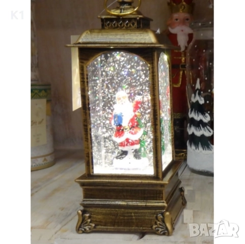 Светещ фенер за украса на Дядо Коледа