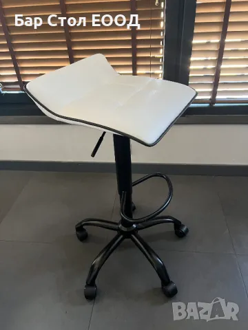 Бар стол на колелца Paris с черна матова основа-, снимка 6 - Столове - 47956600