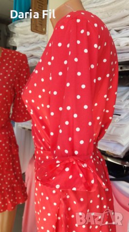ИЗКЛЮЧИТЕЛНО КРАСИВА червена рокля на бели точки тип "прегърни ме", снимка 6 - Рокли - 37645062