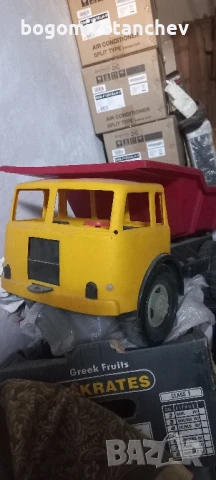 Самосвал дълж. 50см вис 25см шир 27см, снимка 3 - Коли, камиони, мотори, писти - 51300324