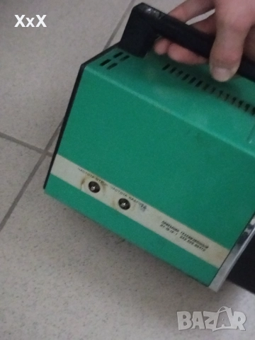 Стар телевизор за къмпинг (ретро), снимка 11 - Антикварни и старинни предмети - 52094312