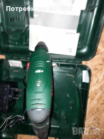 Акумулаторен перфоратор Bosch Uneo, снимка 3 - Перфоратори - 51783073