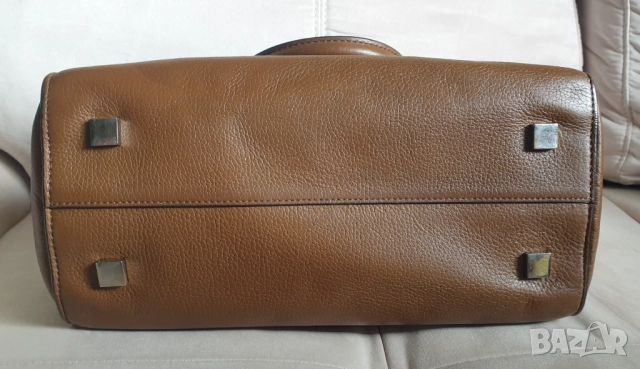 Michael Kors чанта естествена кожа налична, снимка 7 - Чанти - 51883515