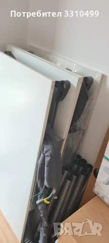 Професионално бяло офис бюро Kinnarps с панел 140/80 см , снимка 4 - Бюра - 50413340