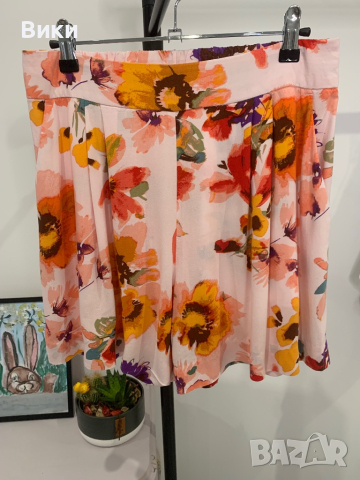 Дамски къси панталони в размер М, снимка 12 - Къси панталони и бермуди - 44867071