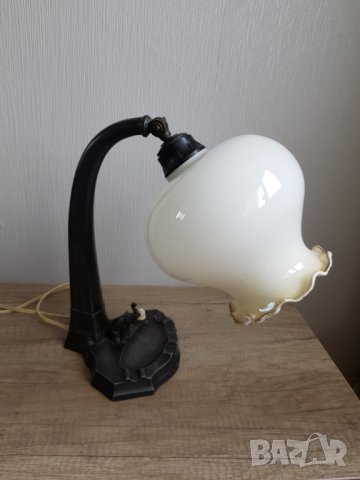 Стара настолна лампа с пепелник, снимка 6 - Антикварни и старинни предмети - 40483551