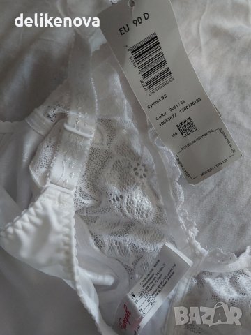 Triumph Size 90 D Ново цялостно бельо, снимка 5 - Бельо - 44029364