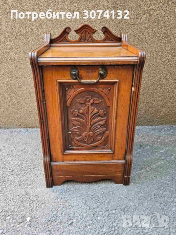 Ретро шкаф за документи