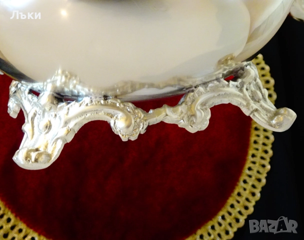 Бронзова кана 1 кг.,гравирана,барок. , снимка 5 - Антикварни и старинни предмети - 51712747