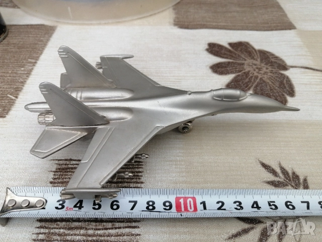 Метален модел на самолет, снимка 1