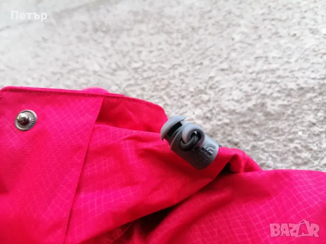 Продавам чисто ново червено малко дамско яке от две части The North Face , снимка 14 - Якета - 48406268