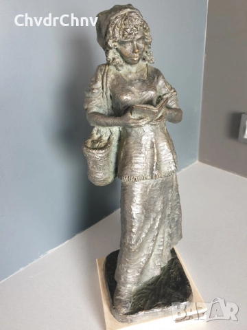 Josep Bofill статуетка резин 45см-6кг/испанска скулптура/фигура на четящо момиче с чанта и книга