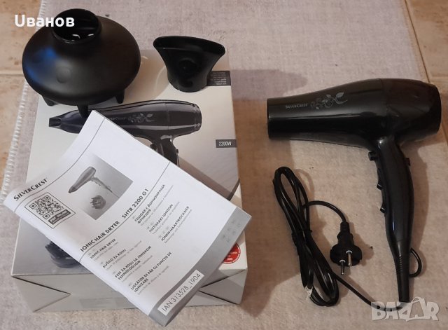 Сешоар с йонизираща функция, 2 степени за въздушна струя и 3 за температура, като нов