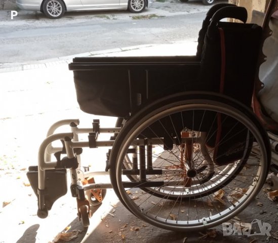 Инвалидна количка  Quickie Life F усилена олекотена -за хора до 140 кг, снимка 3 - Инвалидни колички - 33676245