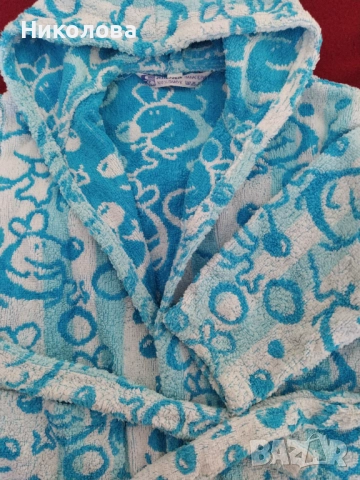 Детско халатче за баня., снимка 3 - Хавлии и халати - 51894790