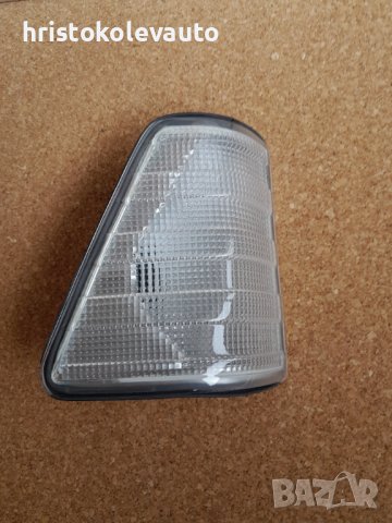 Мигач десен бял MERCEDES 207-307 5245481