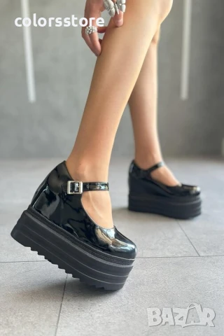 Обувки на платформа - черен лак - GHF90 