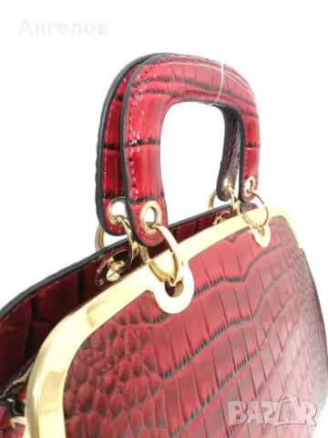 Дамска чанта модерна нова, снимка 4 - Чанти - 47796337
