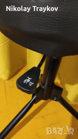 Електронни барабани Yamaha DTX в комплект със стол и палки, снимка 10 - Ударни инструменти - 52913240