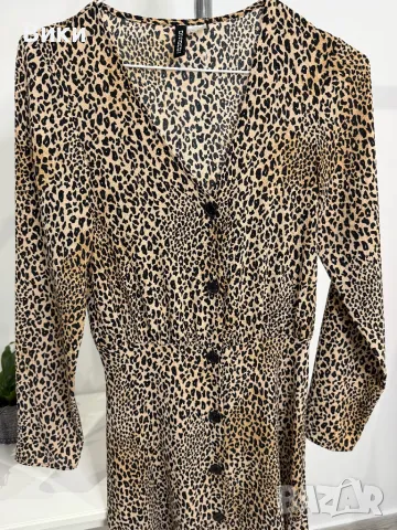 Красива рокля в размер XS, снимка 7 - Рокли - 48152485