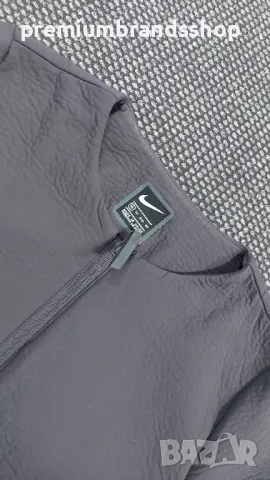 Nike tech дамско яке XS размер , снимка 3 - Спортни екипи - 47916986
