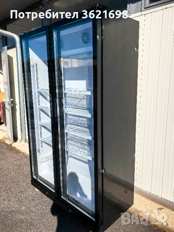 Хладилна витрина вертикална, 1000 литра SC-1000, снимка 3 - Хладилни витрини и фризери - 52640102