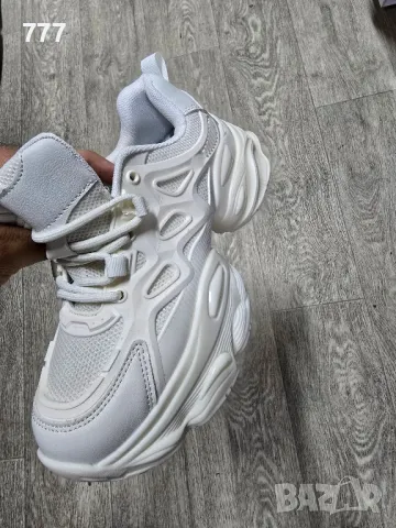 дамски маратонки , снимка 2 - Маратонки - 47551643