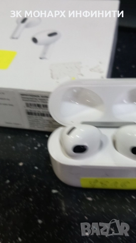 Слушалки Apple AirPods 3 PRO / С Кутия, снимка 5 - Apple iPhone - 52854952
