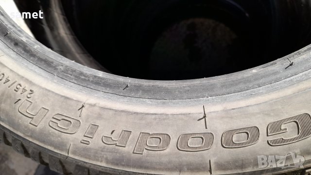 Гуми245 40 18 бф гудрич, снимка 2 - Гуми и джанти - 43499206