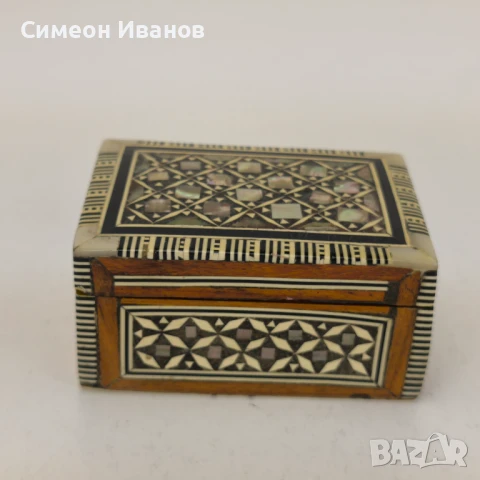Стара дървена кутия за бижута седеф интарзия #5971, снимка 1