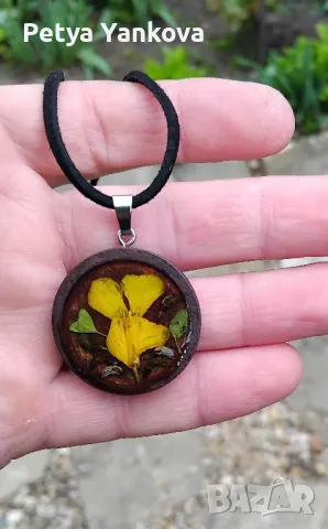 Колие от естествени цветя , снимка 5 - Колиета, медальони, синджири - 46654375