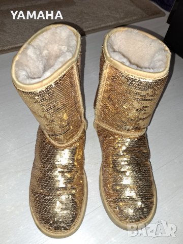 UGG  Дамски  Ботуши 39, снимка 2 - Дамски ботуши - 43243212