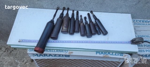 Колекция от немски мотоциклетни и автомобилни такаламити гресьорки