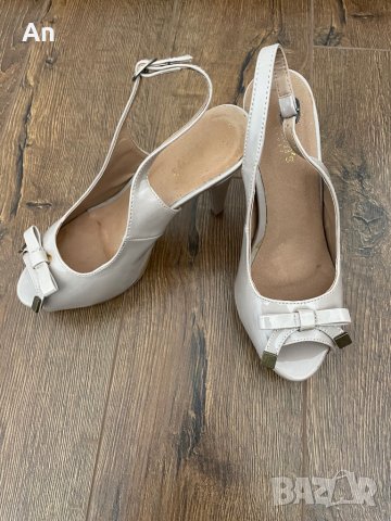 Сандали на висок ток, снимка 2 - Дамски обувки на ток - 38111727