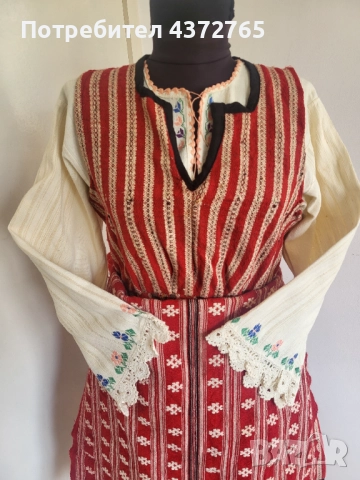 #41 Сливенска носия , снимка 3 - Антикварни и старинни предмети - 52155373