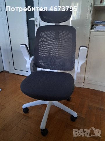 Ергономичен офис стол с колелца, снимка 2 - Столове за офис - 52819320