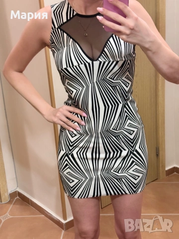 Коктейлна рокля