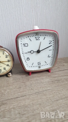 Лот от 5 броя стари будилници, снимка 4 - Антикварни и старинни предмети - 53562032