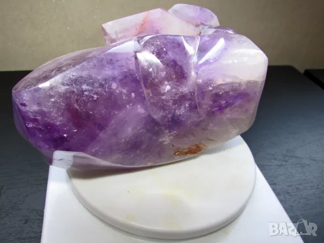 Натурален аметист 1.65кг. Размер 15х10х9см. подходящ за подарък минерал кристал, снимка 4 - Други ценни предмети - 48927508
