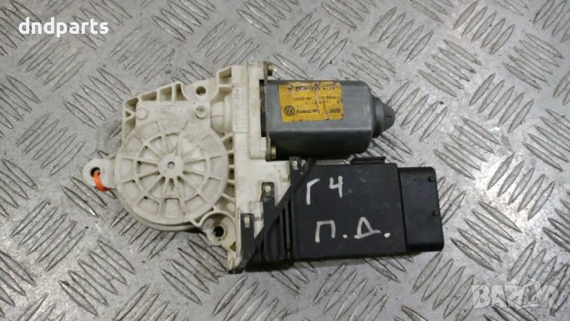 Моторче стъклоповдигач врата VW Golf 4 1999г.(предна дясна)	