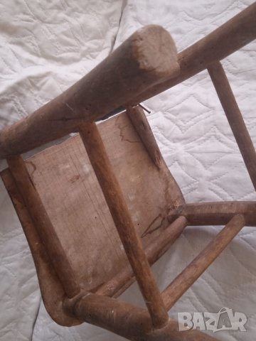 Старо Детско Малко Дървено Столче, снимка 8 - Антикварни и старинни предмети - 43628835