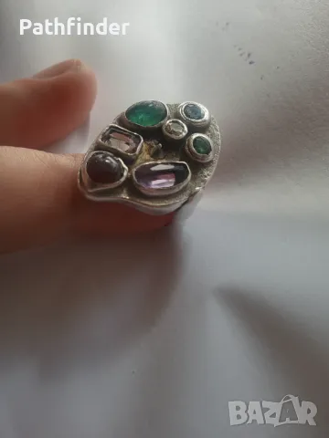 Масивен сребърен пръстен с ценни камъни, снимка 5 - Пръстени - 47752986