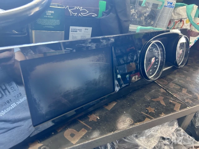 Километраж и екран мерцедес Е класа W213 2016+ , снимка 2 - Части - 50961442